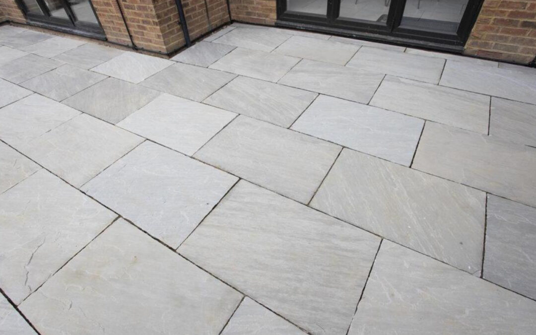kandla_grey_indian_sandstone_paving_2_2048x2048